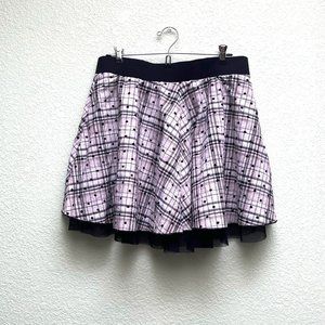 Jon Benbassett black & white cloth w/ Tulle flair Mini Skirt Elastic Waist